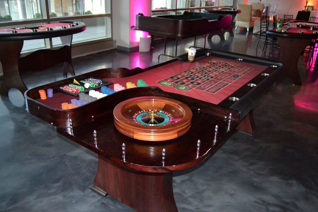 Roulette table 